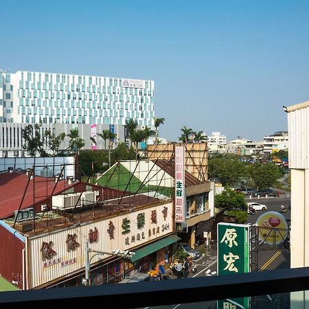 Tainan Sweet Home Экстерьер фото